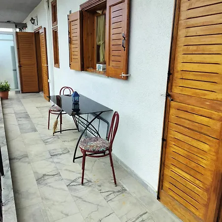 Dimitris & Despoinas